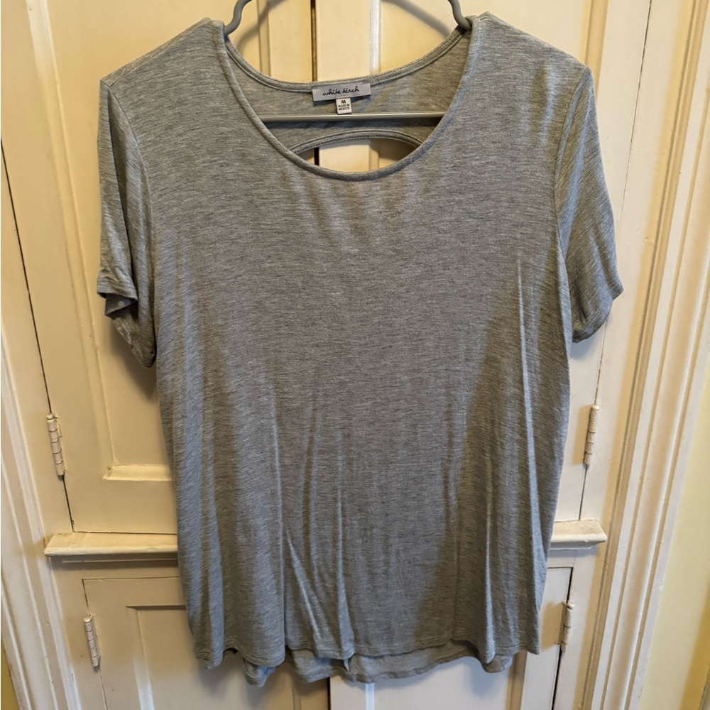 Women’s sz Medium super soft white birch grey keyhole top short sleeve